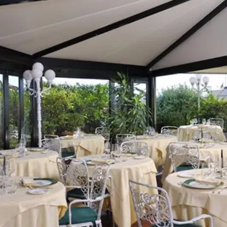 Ξενοδοχείο Mecenate Palace 4*