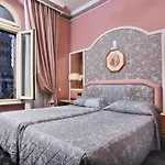 Hotel Mecenate Palace