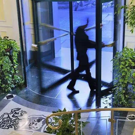 Mecenate Palace Otel Roma