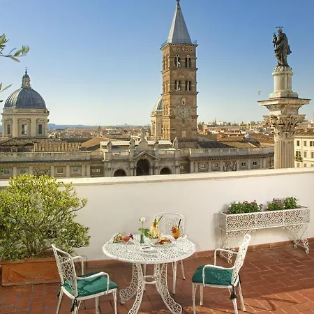 Отель Mecenate Palace 4*