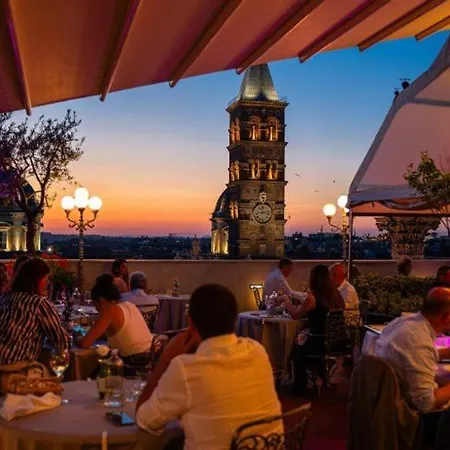 Отель Mecenate Palace 4*