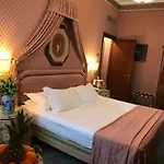 Hotel Mecenate Palace